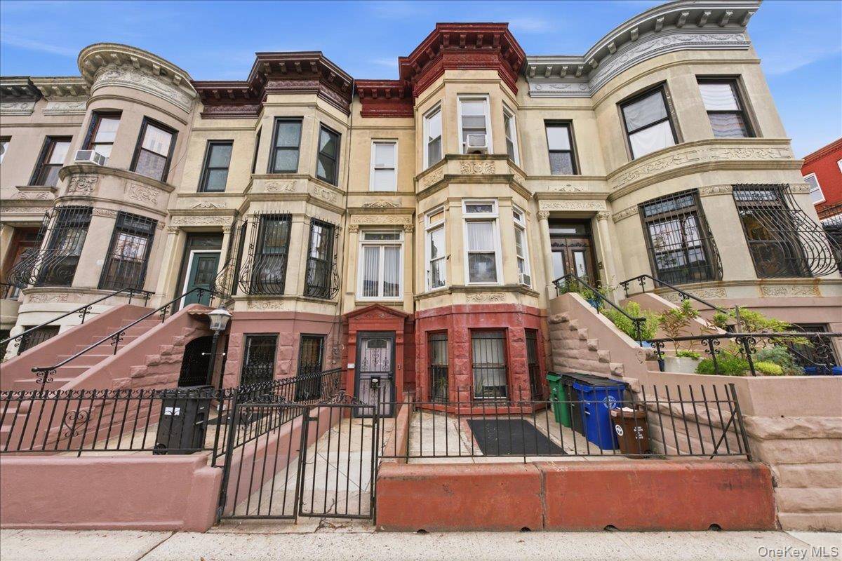 210 Brooklyn AVE, Brooklyn, NY 11213