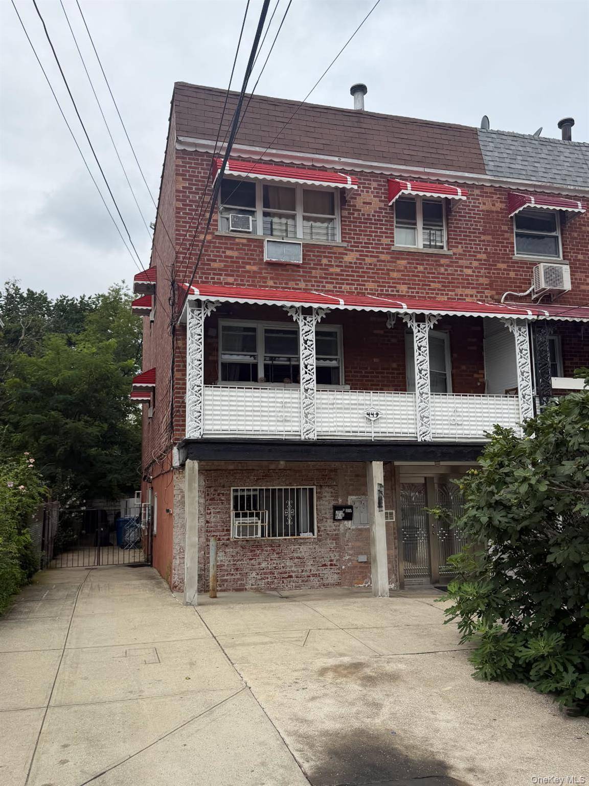 449 Castle Hill AVE, Bronx, NY 10473