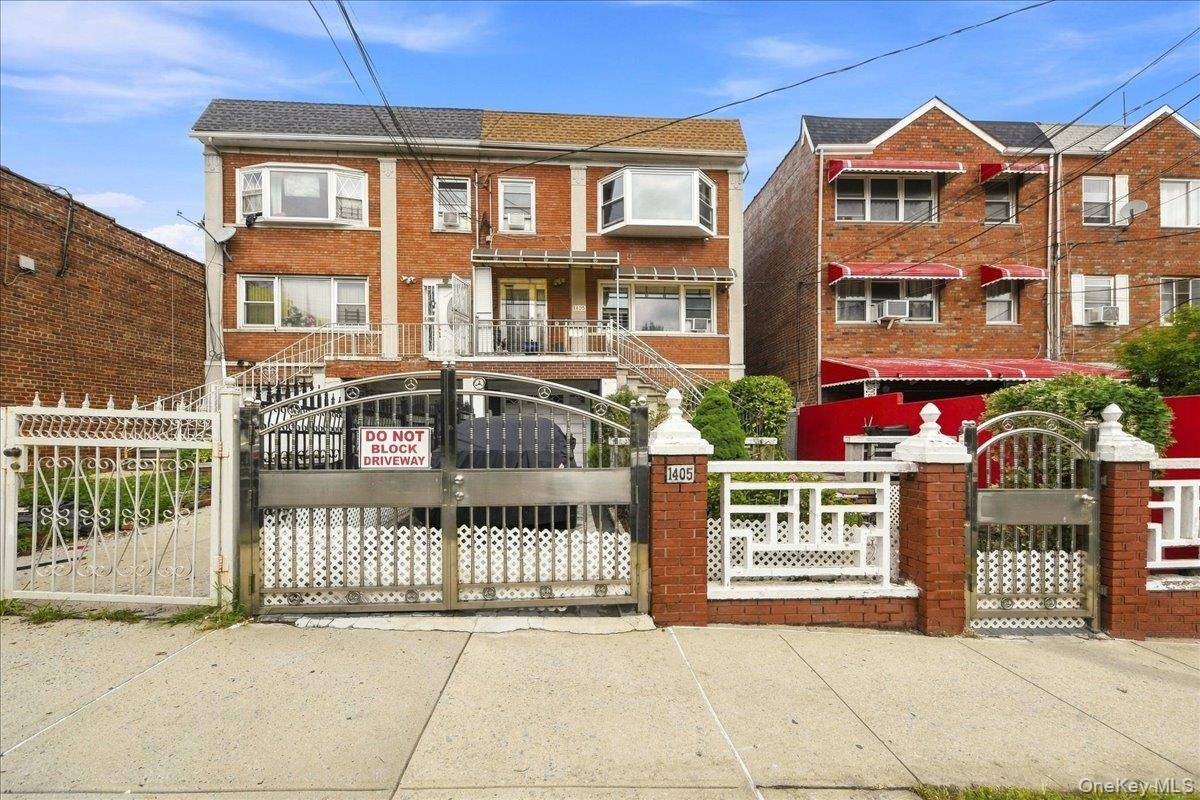 1405 E 233rd ST, Bronx, NY 10466