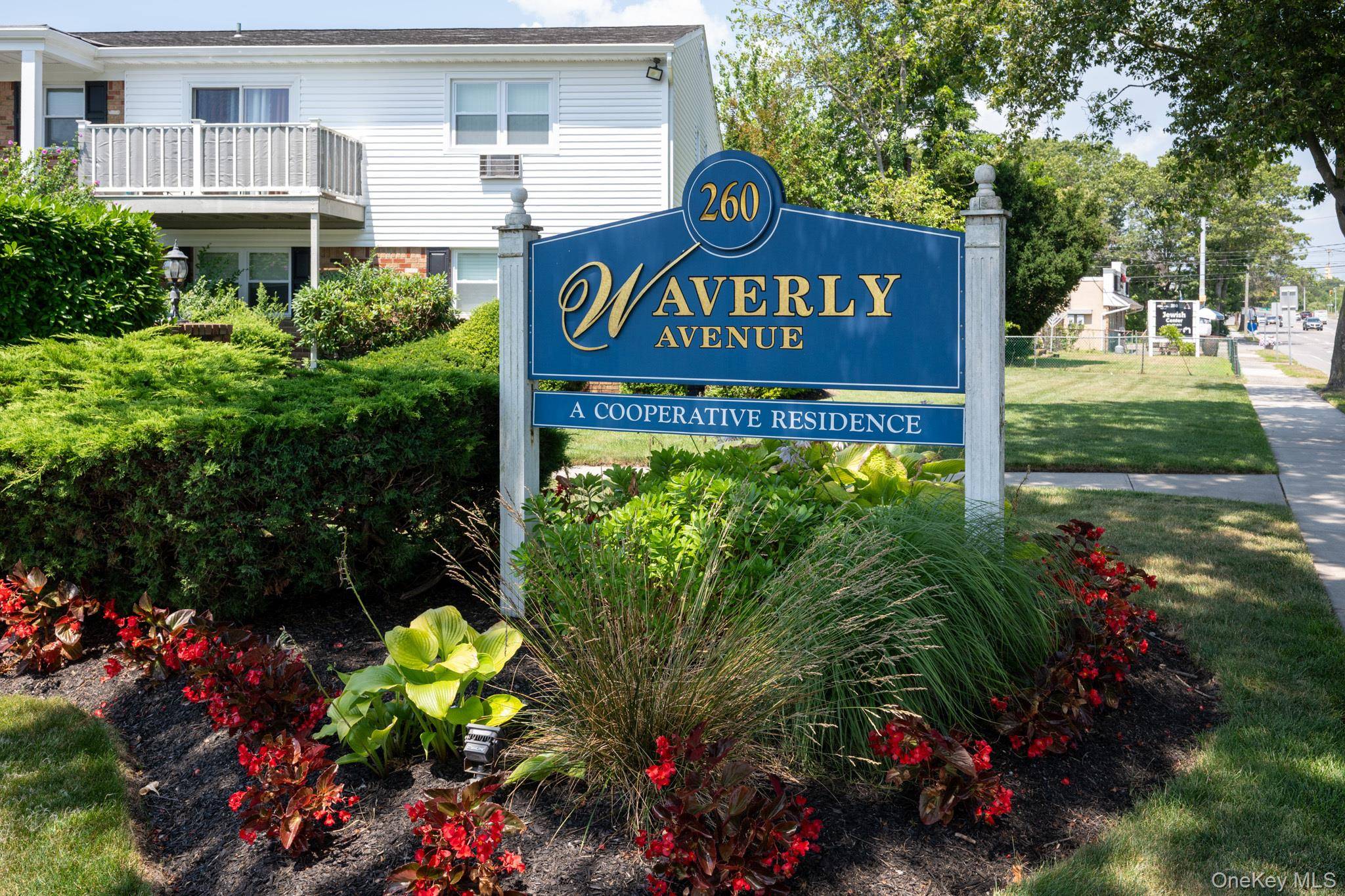 260 Waverly AVE #67, Patchogue, NY 11772