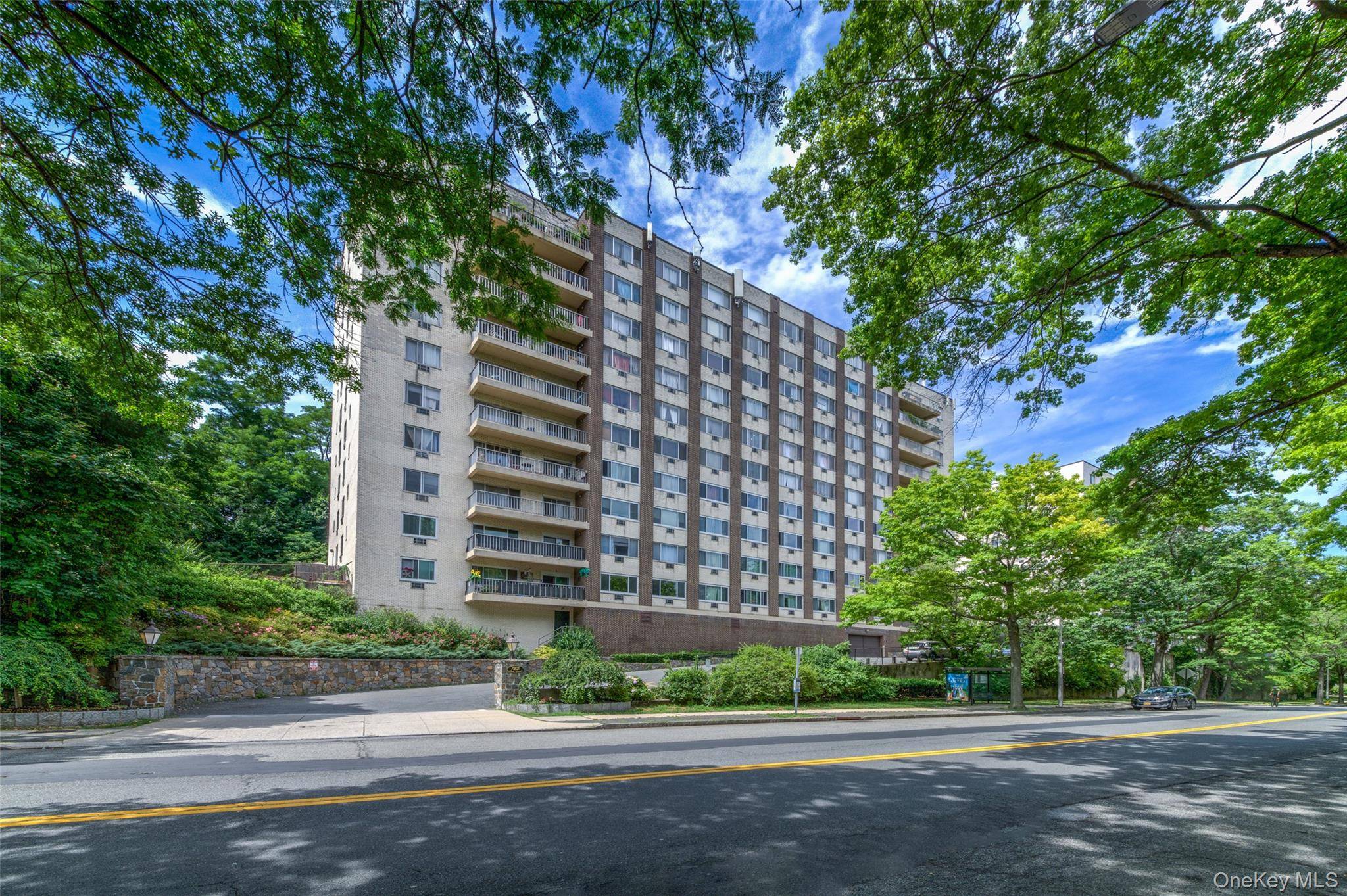 125 Lake ST #5-H South, White Plains, NY 10604