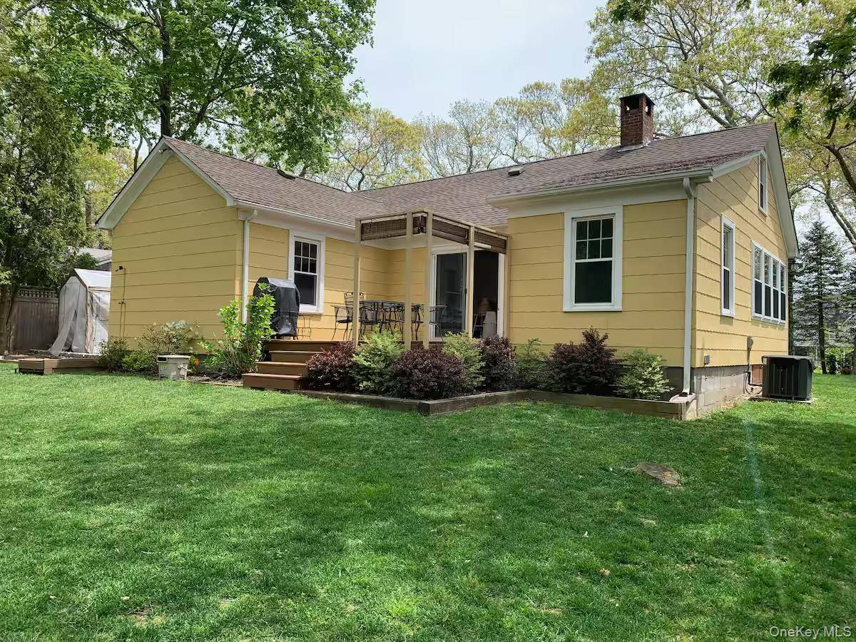 1240 West RD, Cutchogue, NY 11935