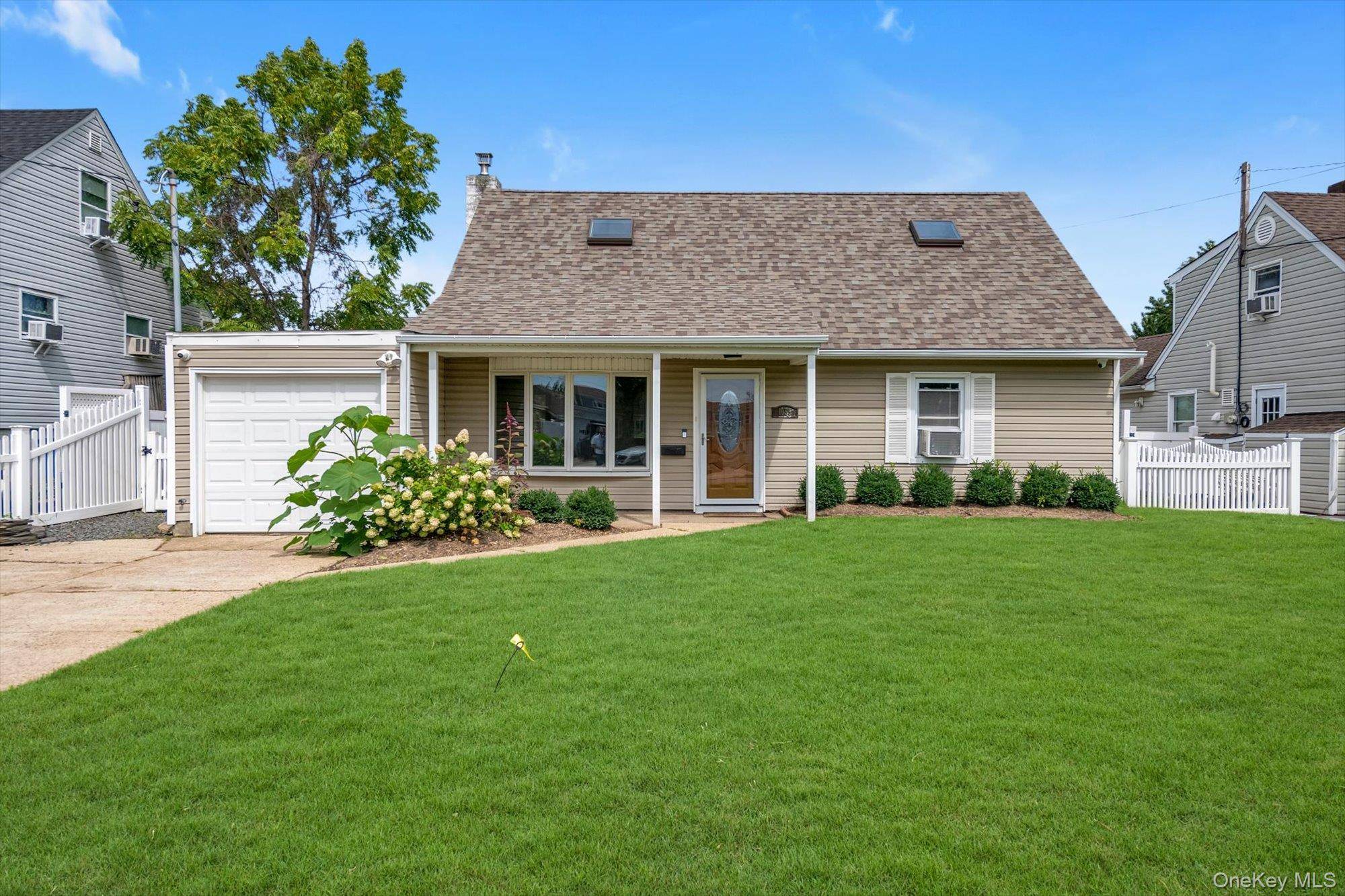 1055 Jefferson ST, Baldwin, NY 11510