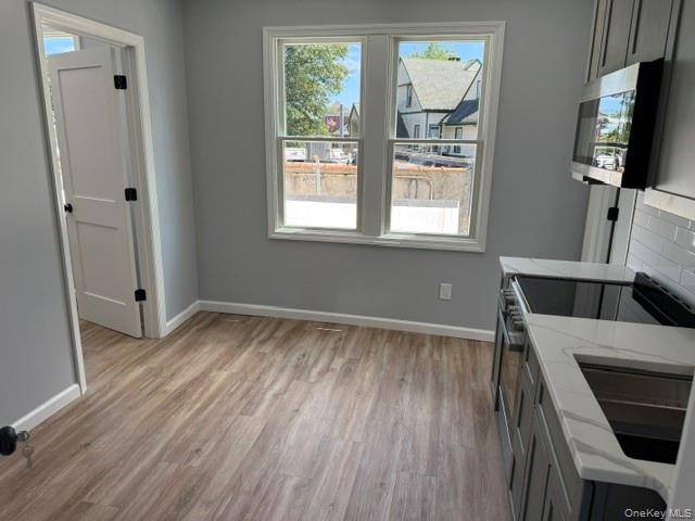 10-12 Main ST #2, Kings Park, NY 11754