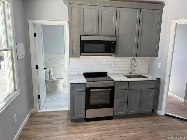 10-12 Main ST #2, Kings Park, NY 11754