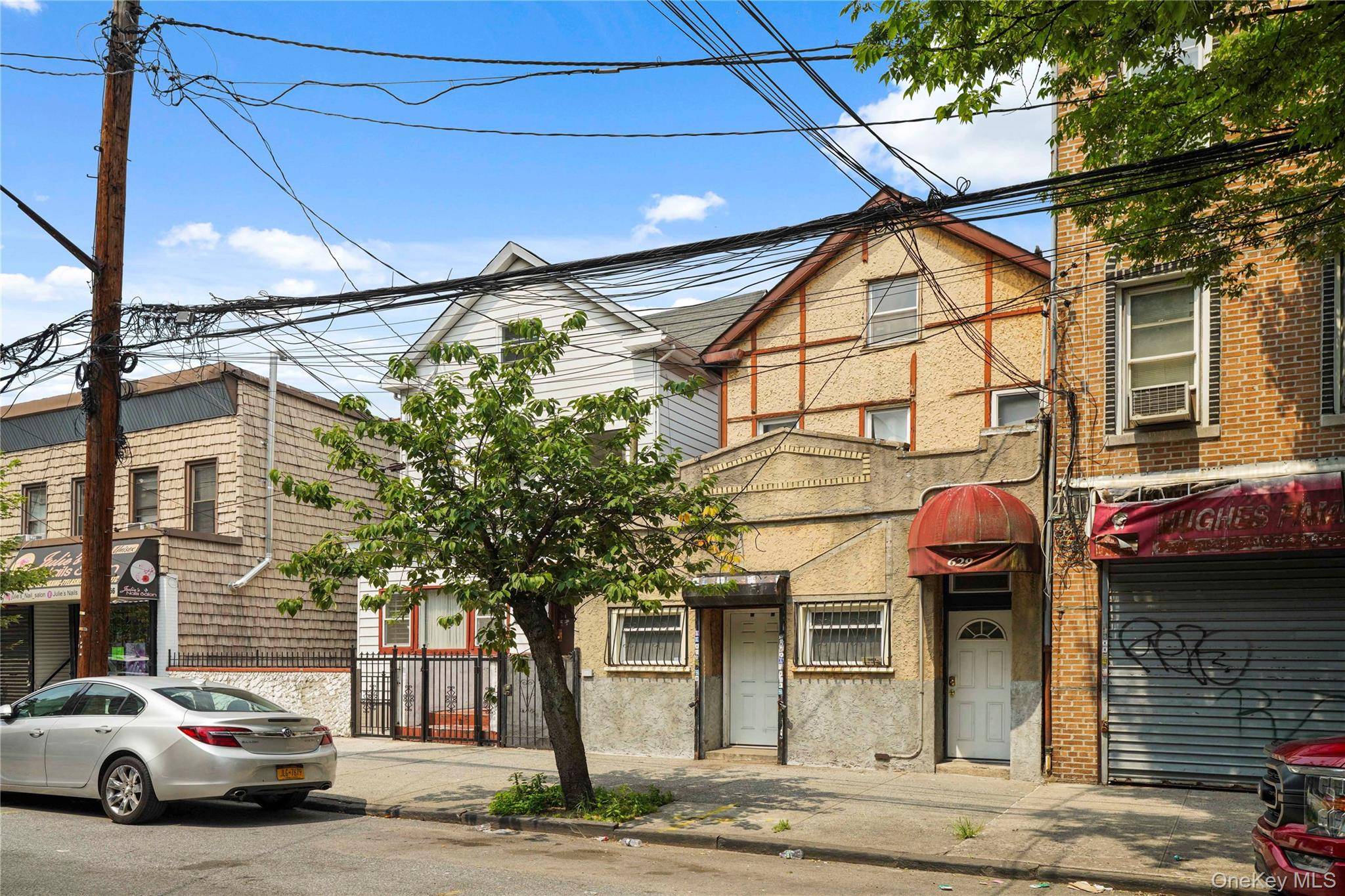 629 E 183rd ST, Bronx, NY 10458