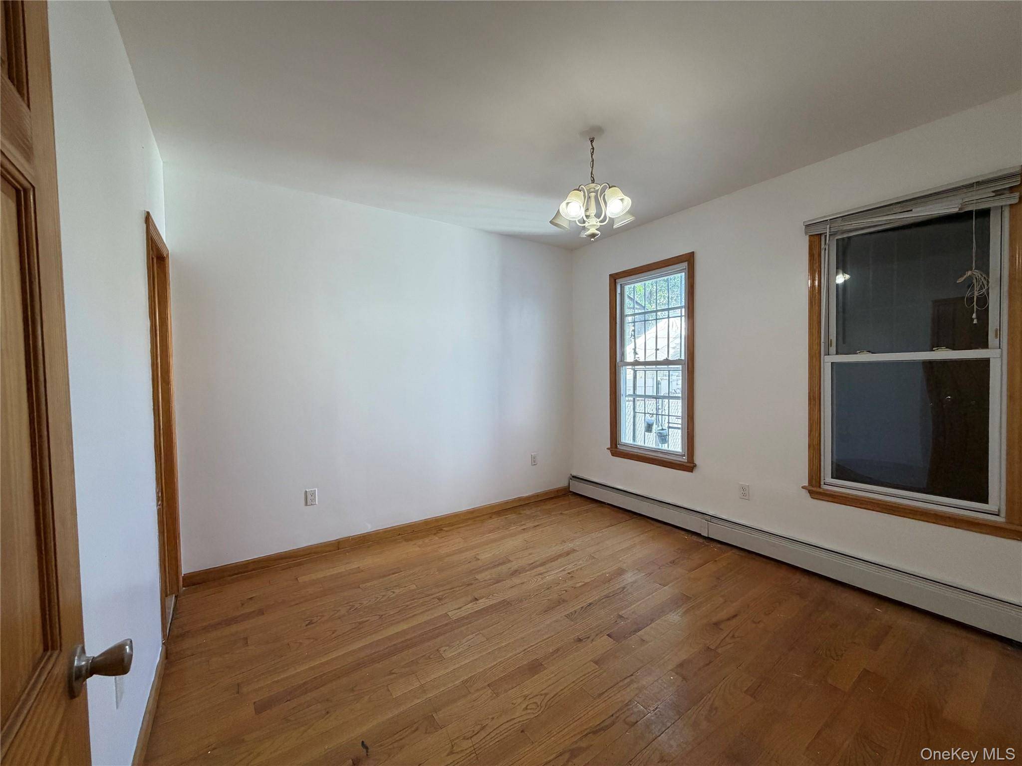 108-13 37th AVE, Corona, NY 11368