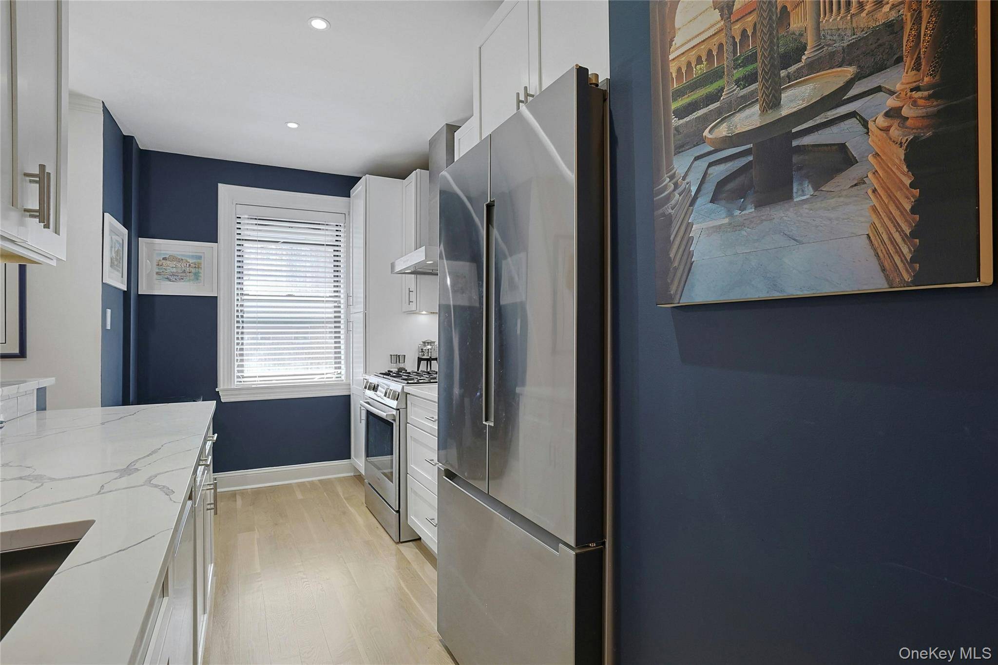 68 E Hartsdale AVE #4J, Hartsdale, NY 10530