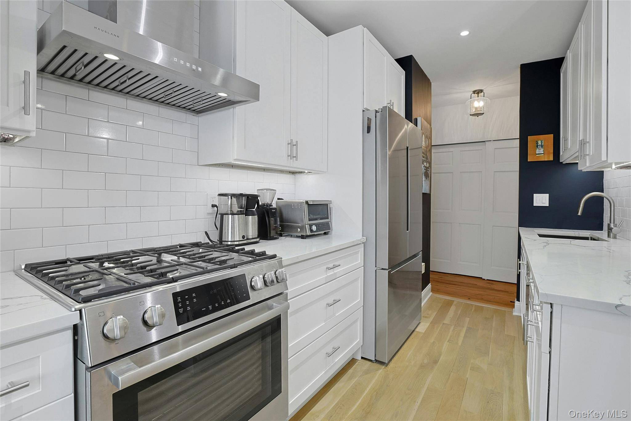 68 E Hartsdale AVE #4J, Hartsdale, NY 10530
