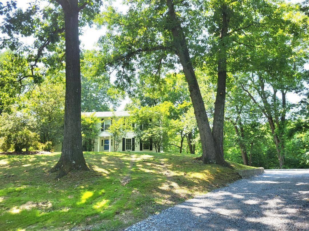 15 Blue Jay DR, Newburgh, NY 12550