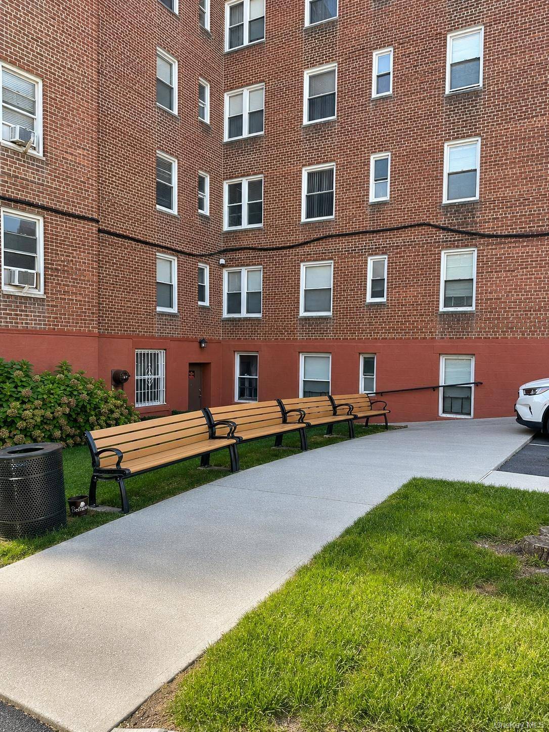485 Bronx River RD #C24, Yonkers, NY 10704
