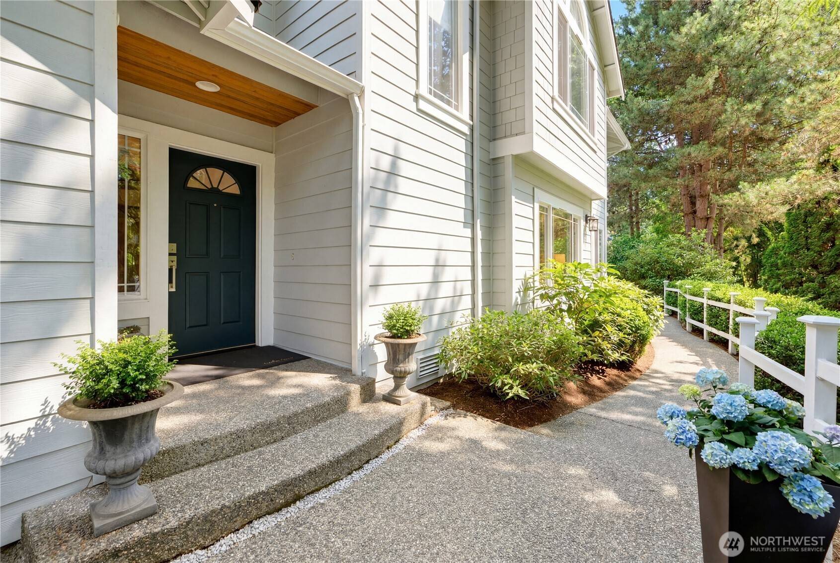 27621 NE Quail Creek DR, Redmond, WA 98053