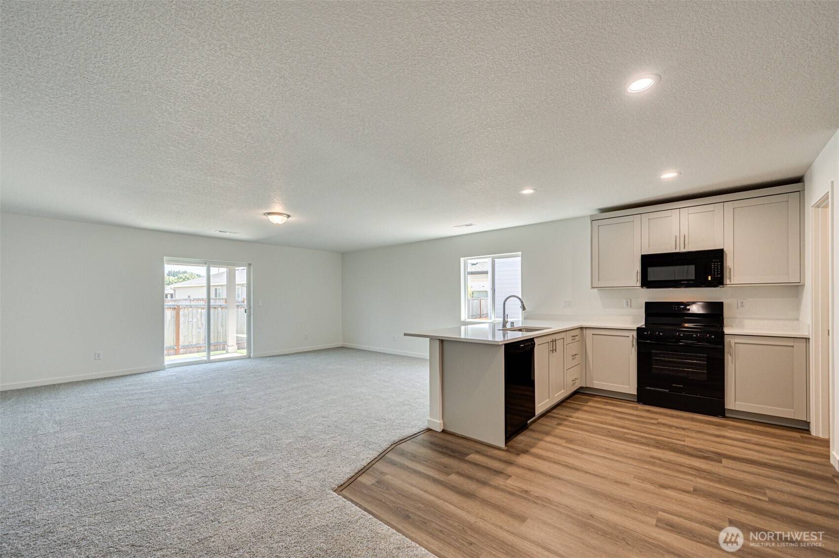 2008 Henderson WAY, Longview, WA 98632