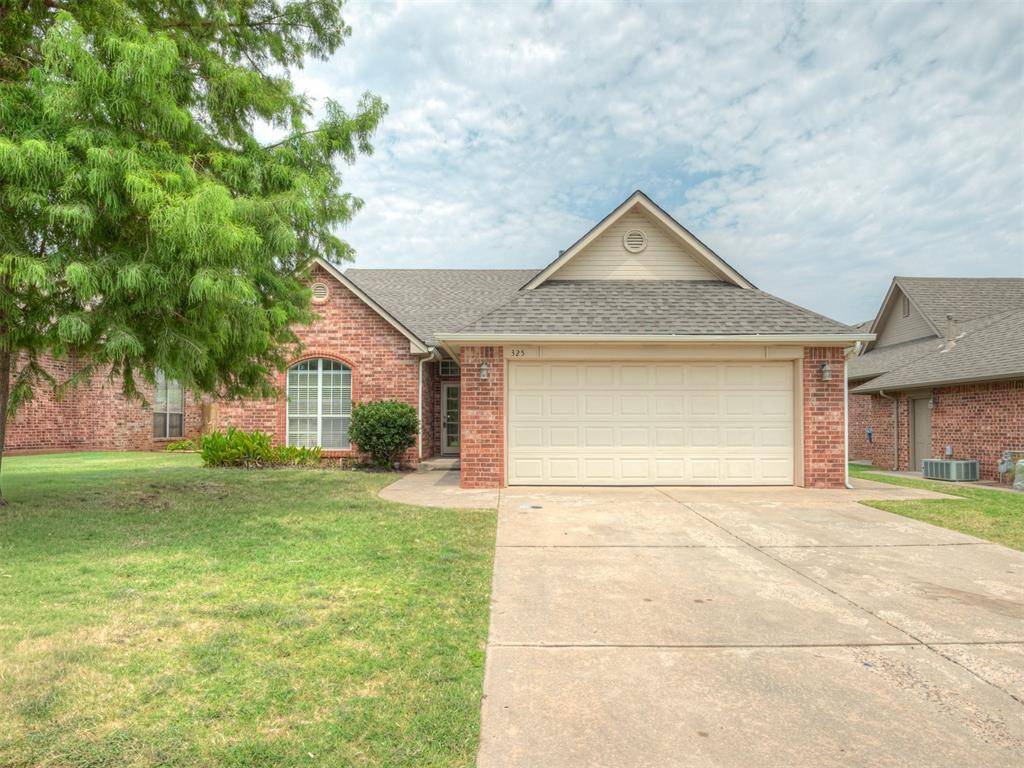 325 Crossland CT, Edmond, OK 73003
