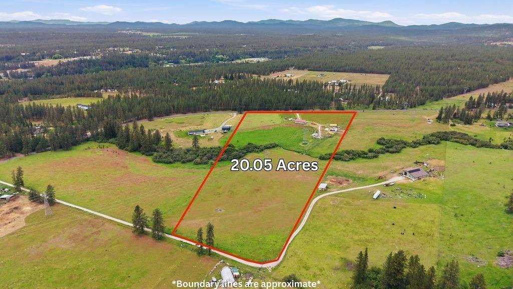 5320 E Elk Chattaroy Rd, Chattaroy, WA 99003