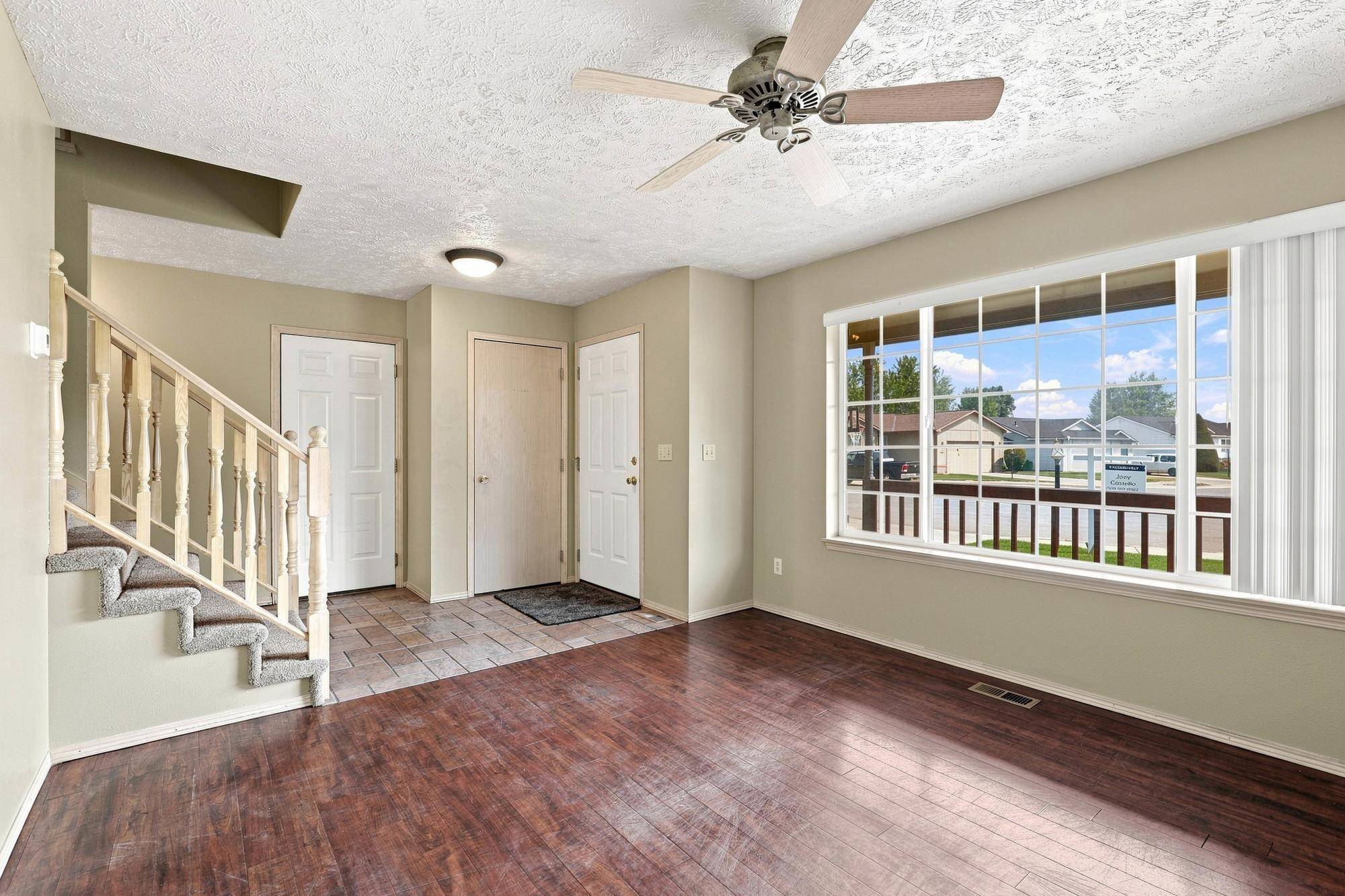 1402 E Houghton Ct, Spokane, WA 99217