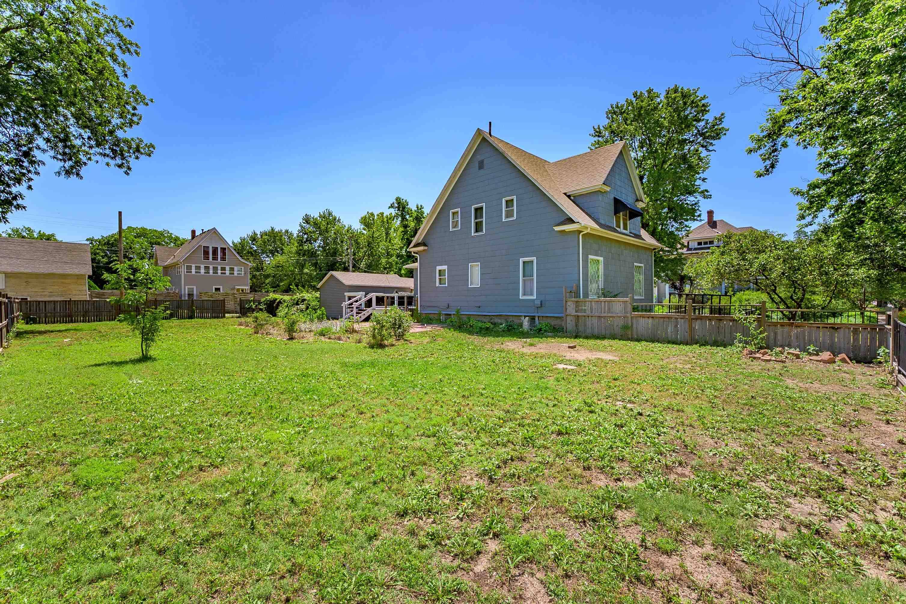501 N C St, Wellington, KS 67152