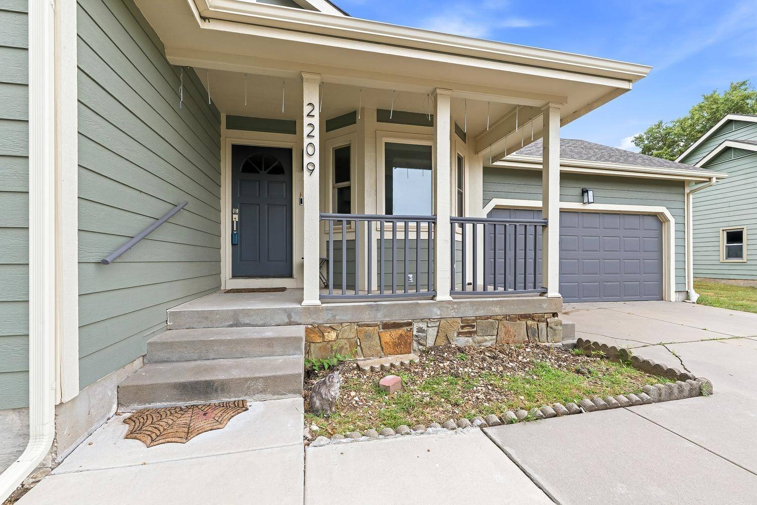 2209 N Woodlawn Blvd, Derby, KS 67037-3802