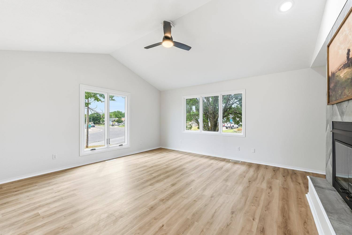 2209 N Woodlawn Blvd, Derby, KS 67037-3802