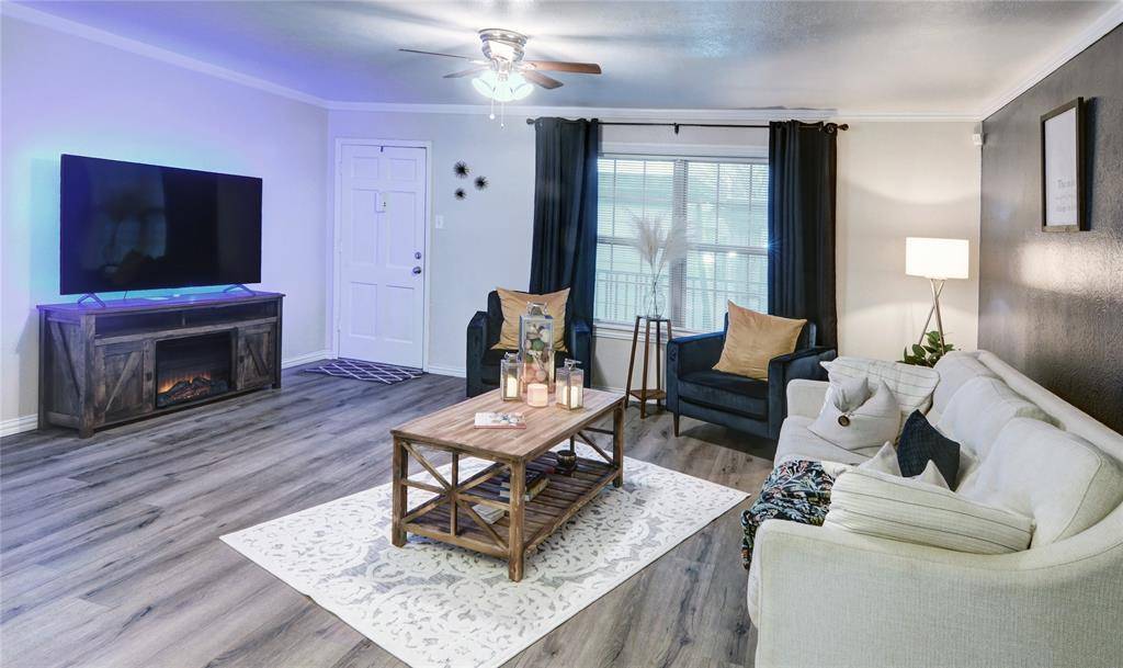 7931 Royal Lane #216, Dallas, TX 75230