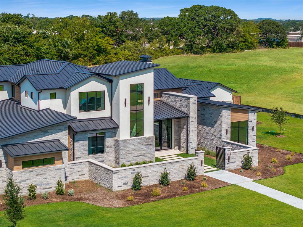 1118 Pitner Court, Bartonville, TX 76226
