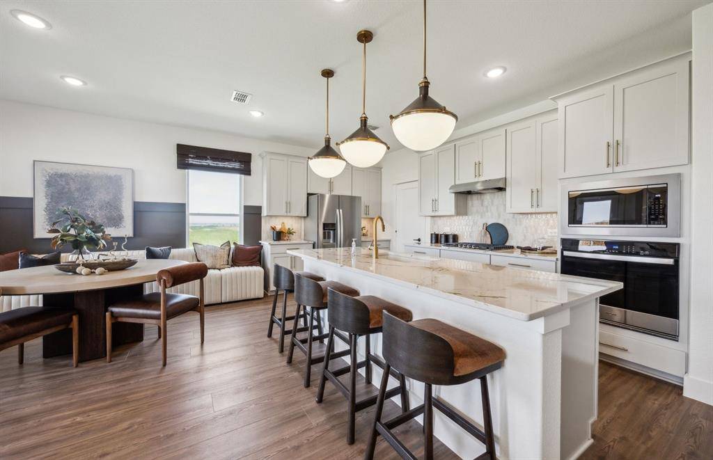 8620 Bur Oak Drive, Justin, TX 76247