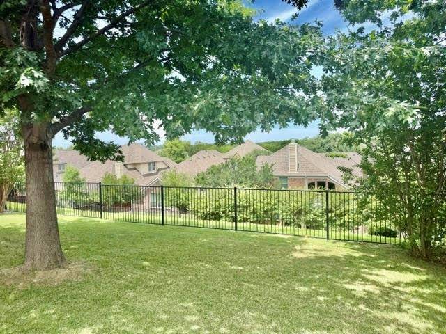 4521 Lakeside Hollow Street, Fort Worth, TX 76262