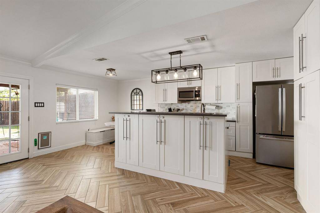 5033 Stanley Drive, The Colony, TX 75056