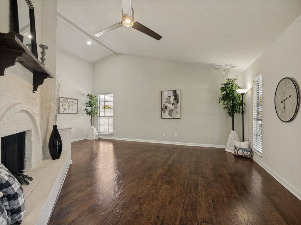 2036 Apple Valley Road, Plano, TX 75023