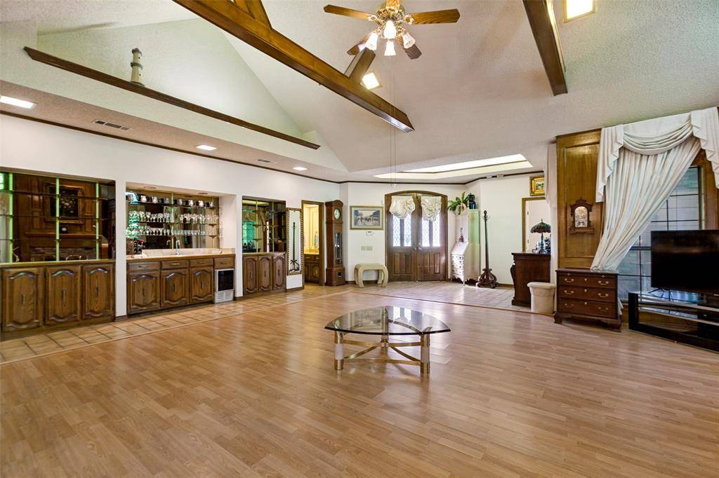 14784 Lochinvar Court, Addison, TX 75254
