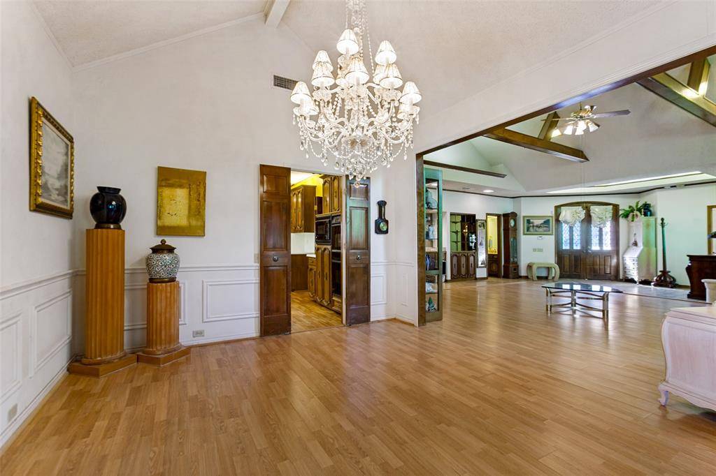 14784 Lochinvar Court, Addison, TX 75254