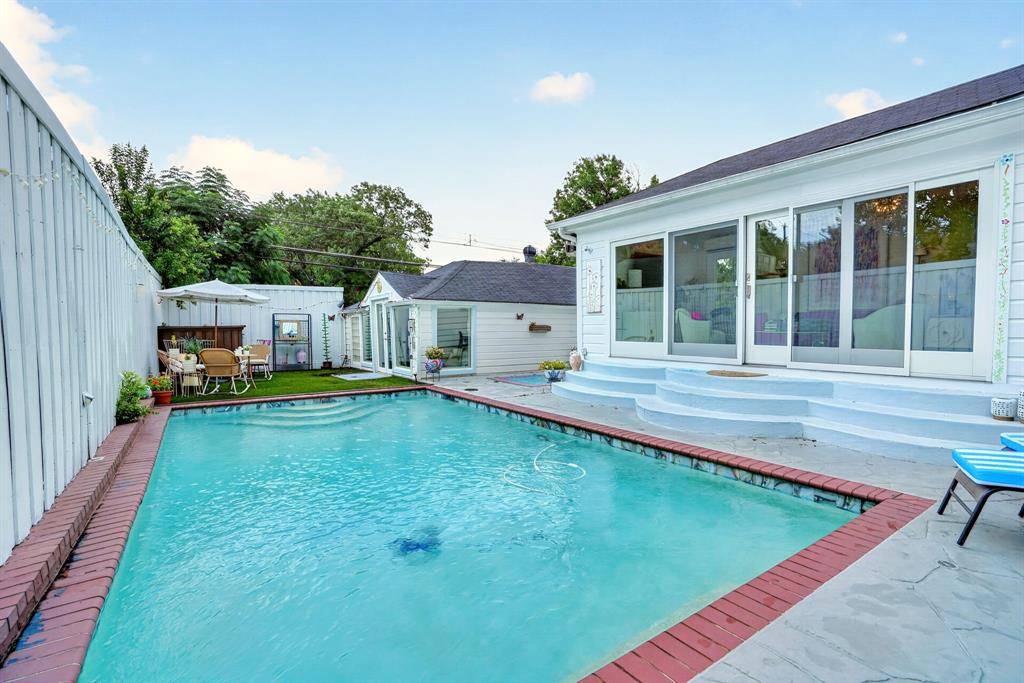 7015 Coronado Avenue, Dallas, TX 75214