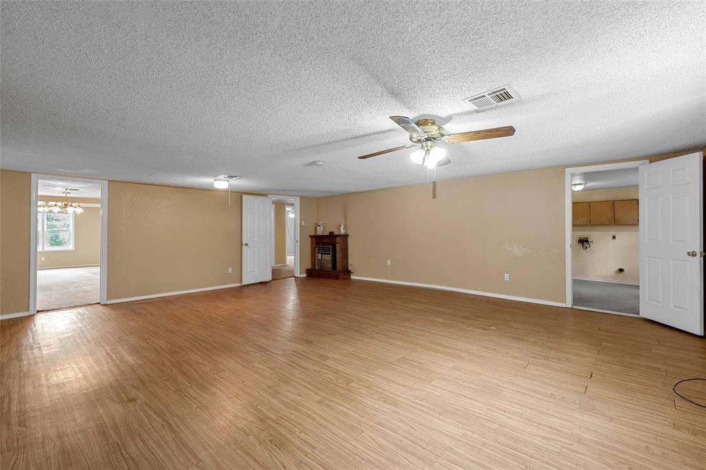 4704 Williams Road, Bellmead, TX 76705