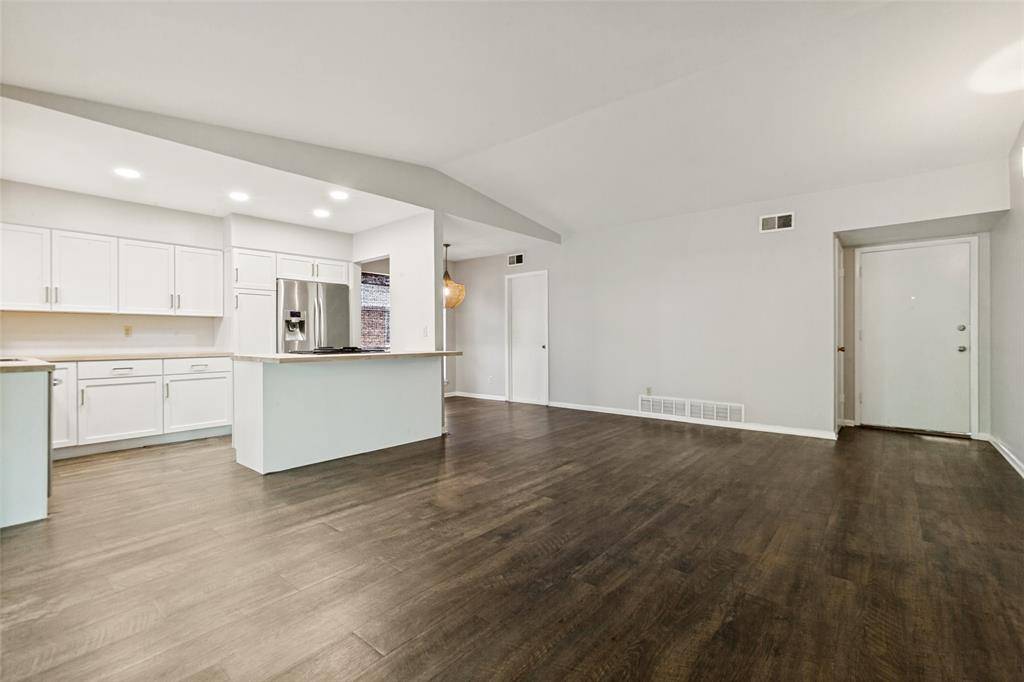 12123 Sunland Street, Dallas, TX 75218