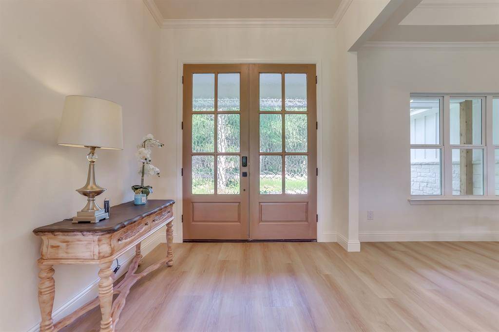 6705 Westover Drive, Granbury, TX 76049