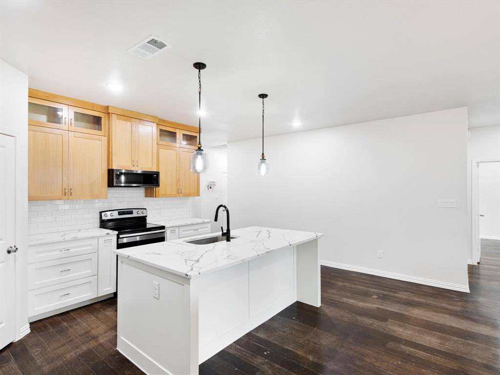 5832 Humbert Avenue, Fort Worth, TX 76107