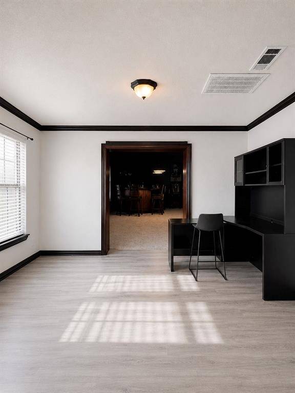 754 Cedarwood Drive, Cedar Hill, TX 75104