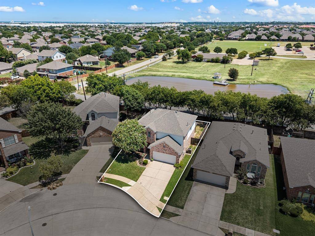 4156 Petersburg Drive, Fort Worth, TX 76244