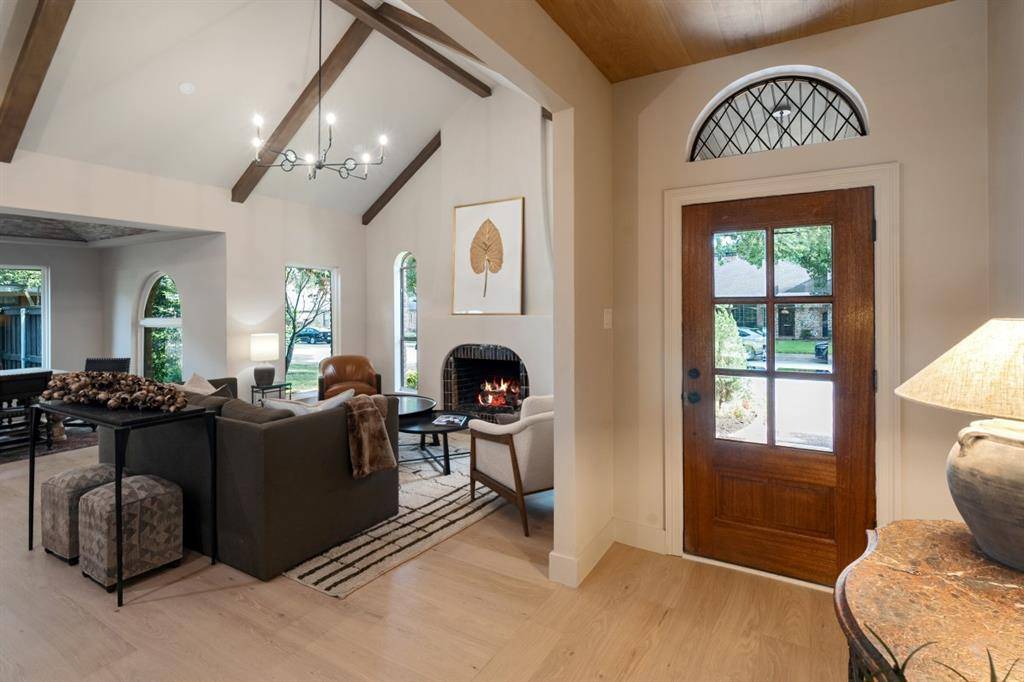 6515 Genstar Lane, Dallas, TX 75252