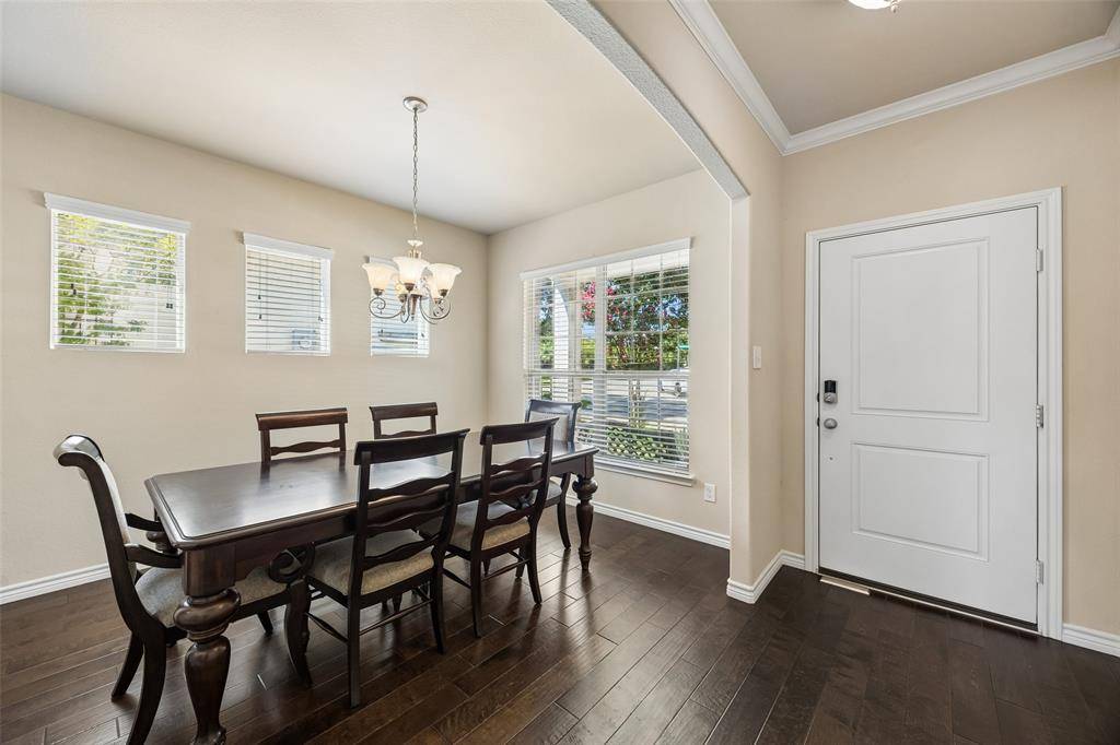 3937 Weatherstone Drive, Fort Worth, TX 76137