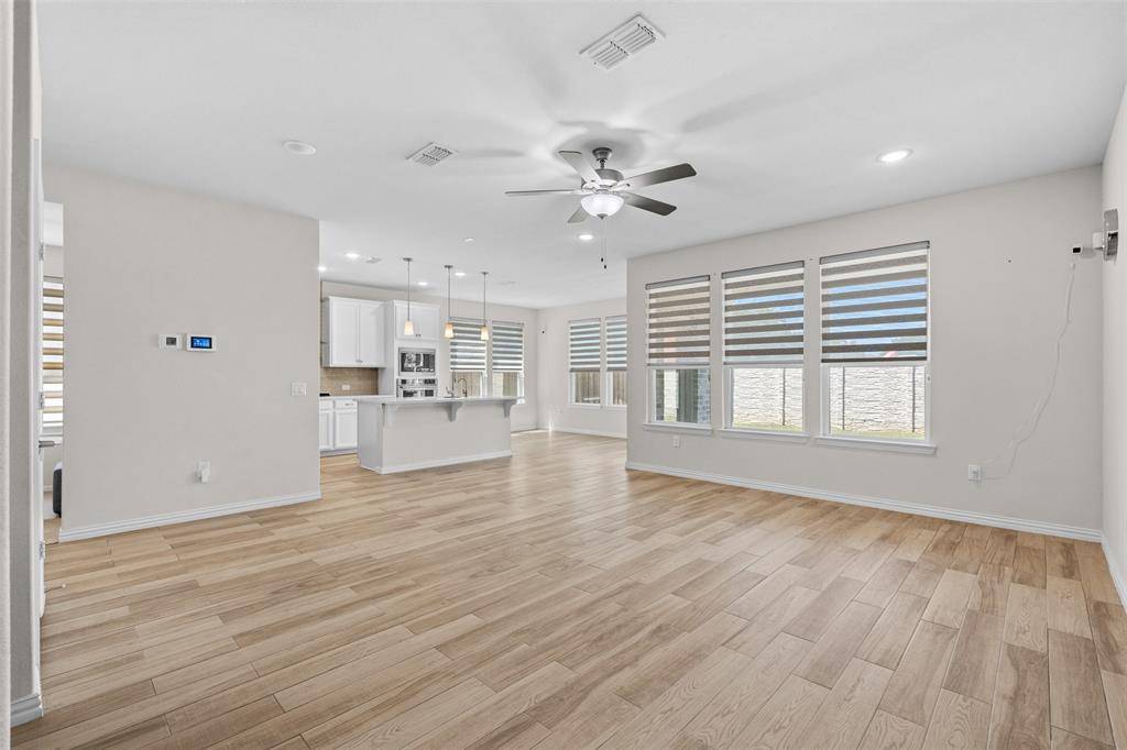 9919 Bates Street, Irving, TX 75063