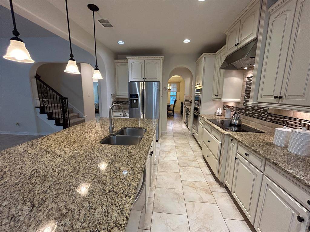 12873 Spring Hill Drive, Frisco, TX 75035