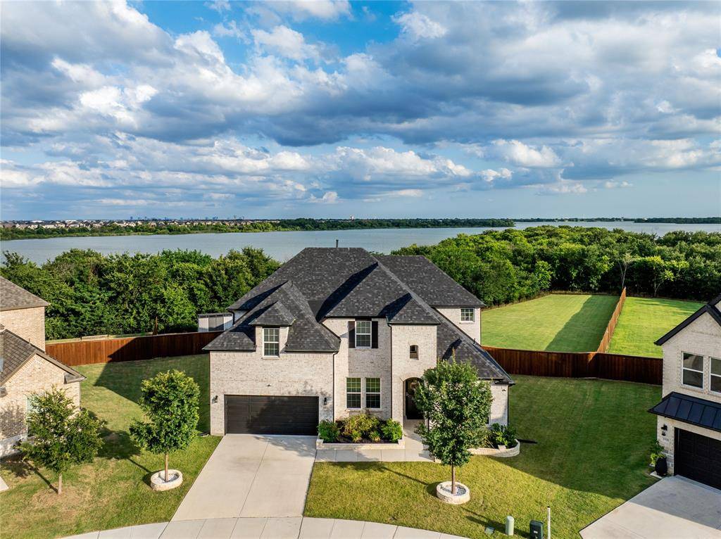 1921 Ordonez Drive, Little Elm, TX 75068