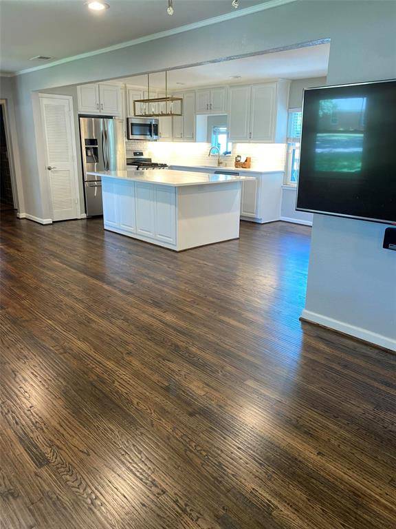 3948 Durango Drive, Dallas, TX 75220