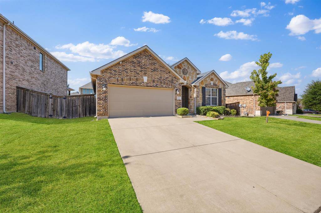 916 Llano Falls Drive, Mckinney, TX 75071