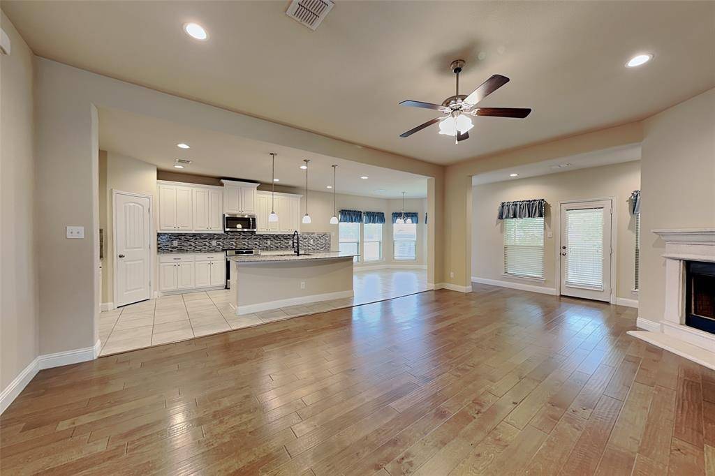 7417 Rose Crest Boulevard, Forest Hill, TX 76140