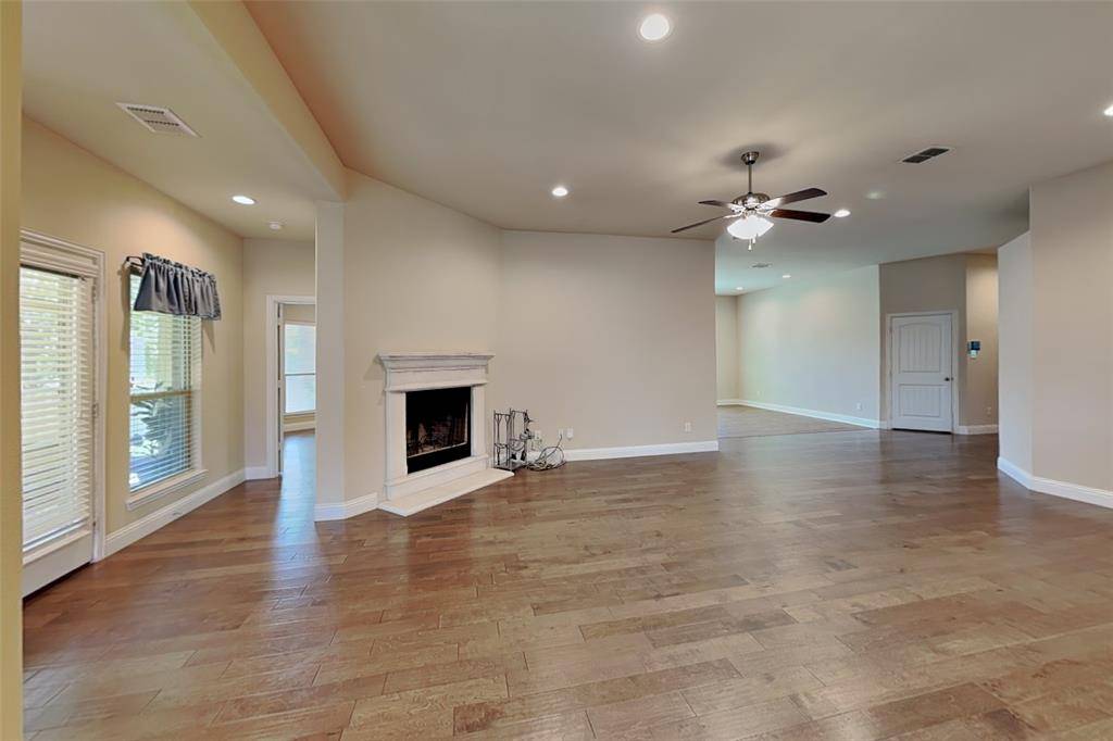7417 Rose Crest Boulevard, Forest Hill, TX 76140