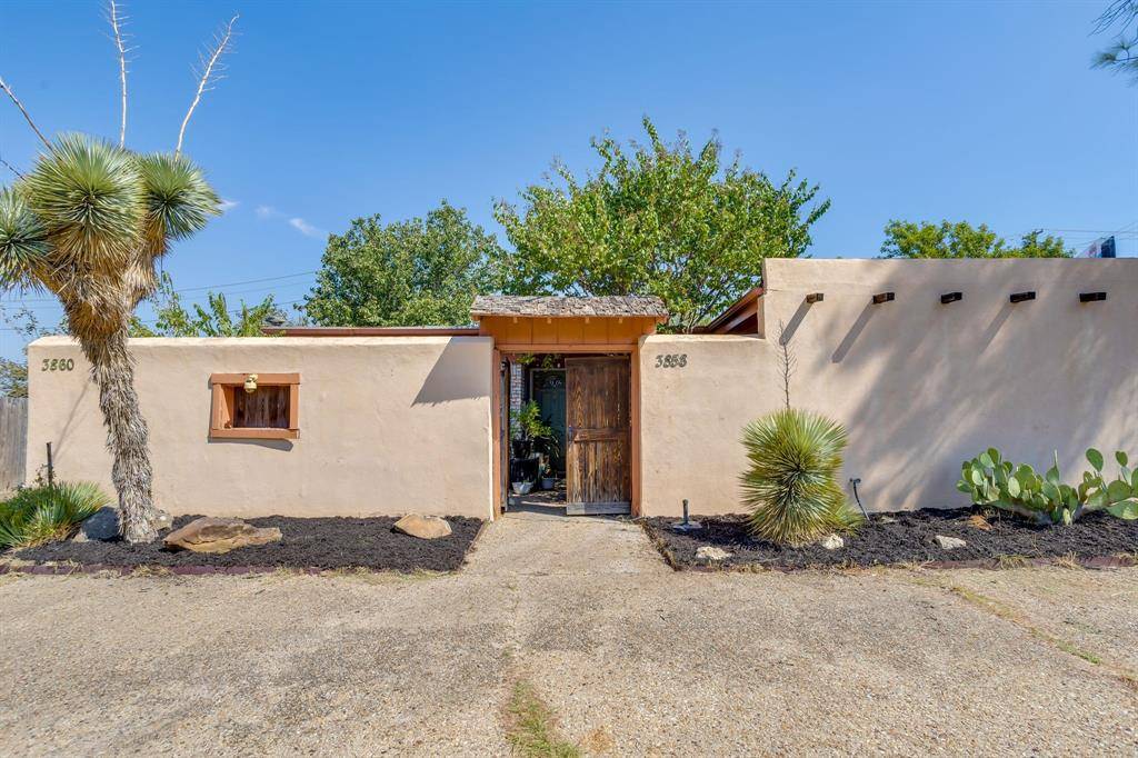 3858 Wonder Court, Fort Worth, TX 76133