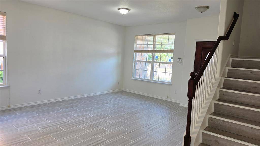 606 Port Royale Way, Euless, TX 76039