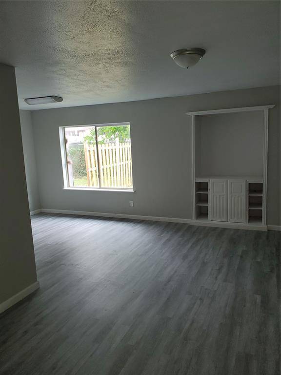 6754 Trail Lake Drive #B, Fort Worth, TX 76133